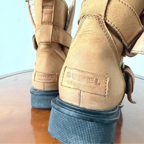 Sorel Women’s Phoenix Moto Cozy Waterproof Leather Winter Boot | US 6.5 - Picture 9 of 10
